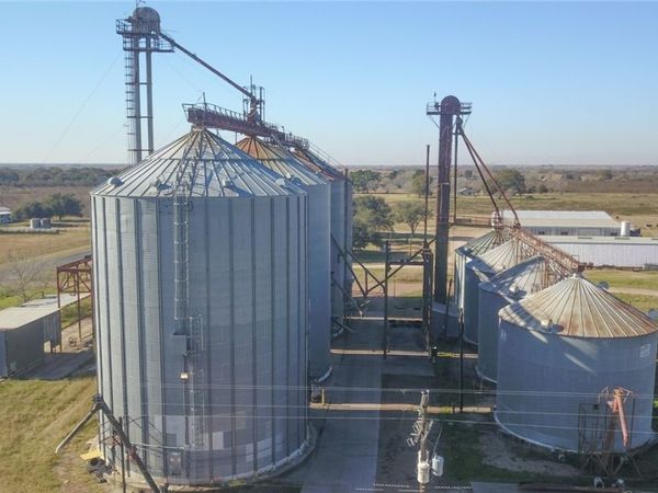 2873, 2871 Gin Road , Inez, TX 77968