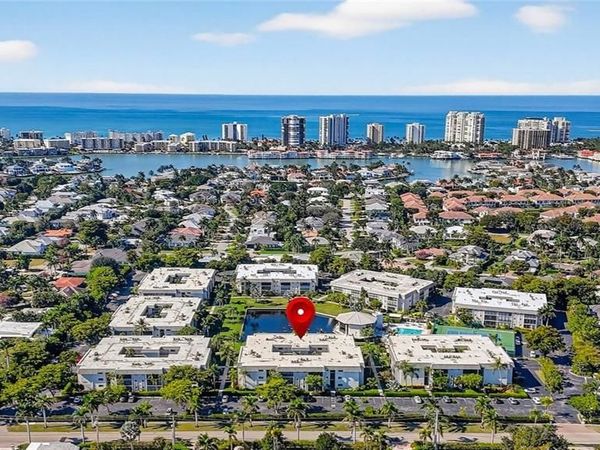 788 PARK SHORE DR , Unit B22, NAPLES, FL 34103