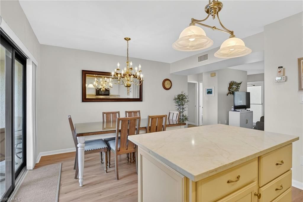 788 Park Shore Dr , Unit B22, Naples, FL 34103 Photo