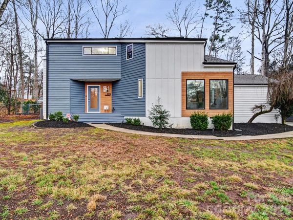 3911 Windwood Circle, Charlotte, NC 28226