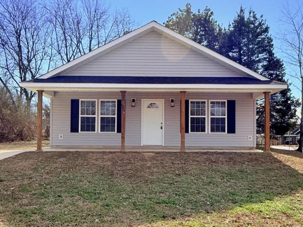 601 Windsor Street, Gadsden, AL 35903