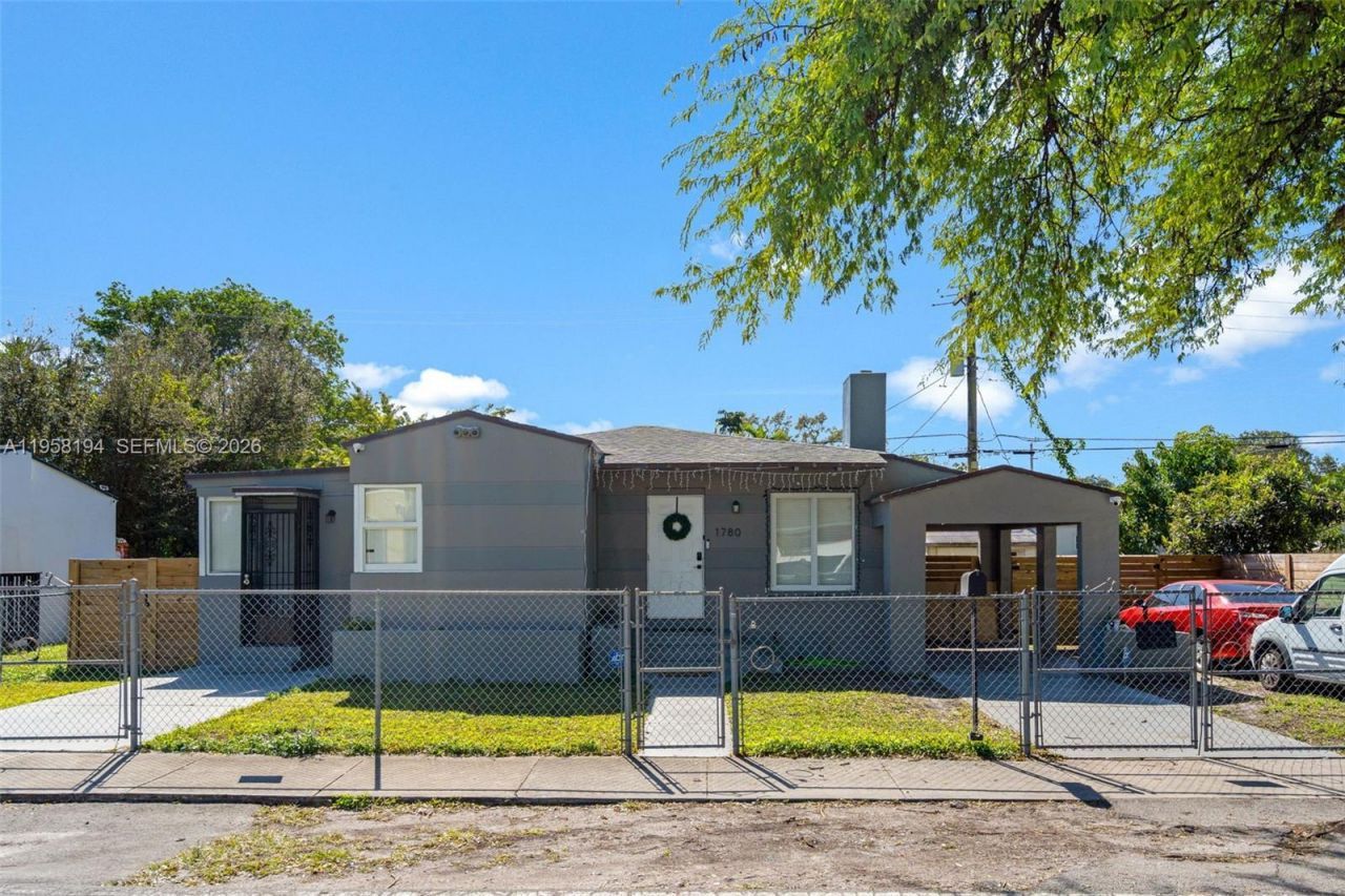 1780 NW 49th St , Miami, FL 33142 Photo