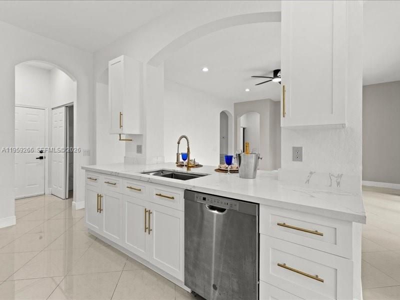 1819 Mariners Ln, Unit 1819, Weston, FL 33327 Photo