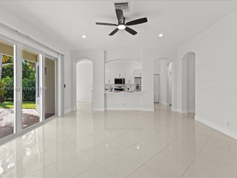 1819 Mariners Ln, Unit 1819, Weston, FL 33327 Photo