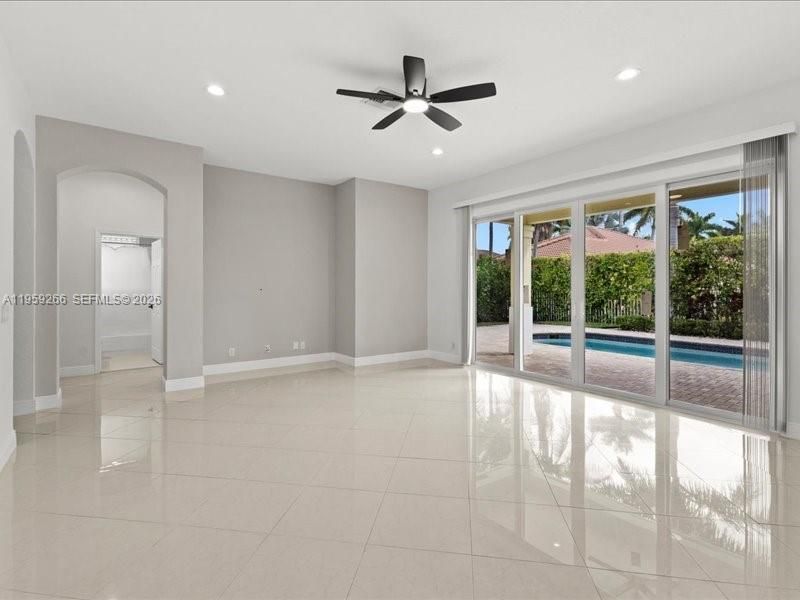 1819 Mariners Ln, Unit 1819, Weston, FL 33327 Photo