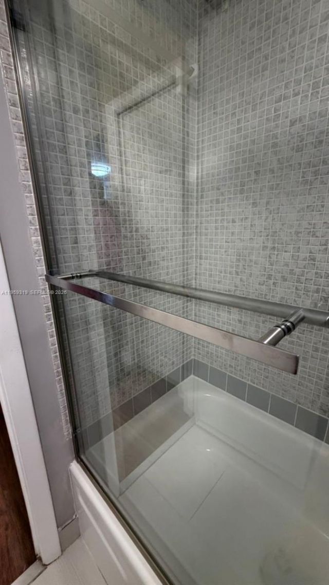 402 Lakeview Dr, Unit 201, Weston, FL 33326 Photo