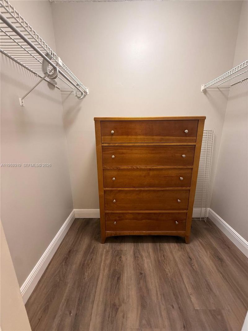 402 Lakeview Dr, Unit 201, Weston, FL 33326 Photo