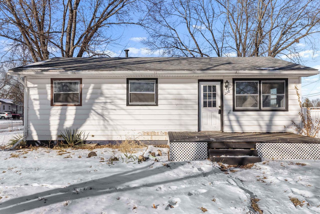 222 Liberty Boulevard, Machesney Park, IL 61115 Main Photo