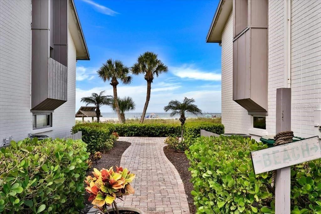 6046 W Peppertree Way, Unit 223B, Sarasota, FL 34242 Photo