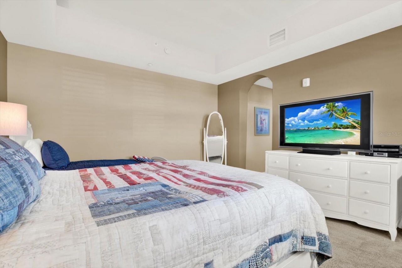 17745 Gulf Boulevard, Unit 604, Redington Shores, FL 33708 Photo