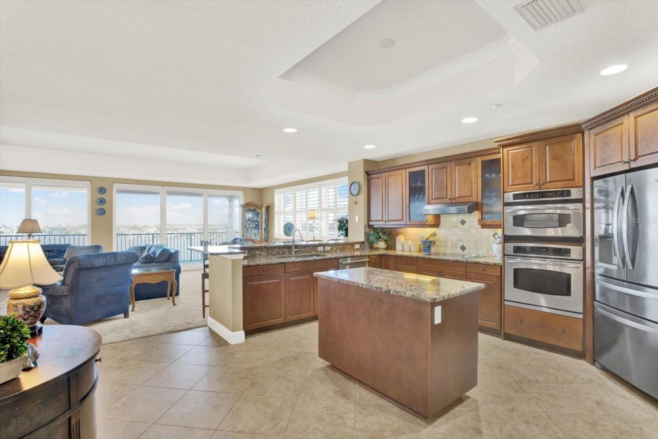 17745 Gulf Boulevard, Unit 604, Redington Shores, FL 33708 Photo