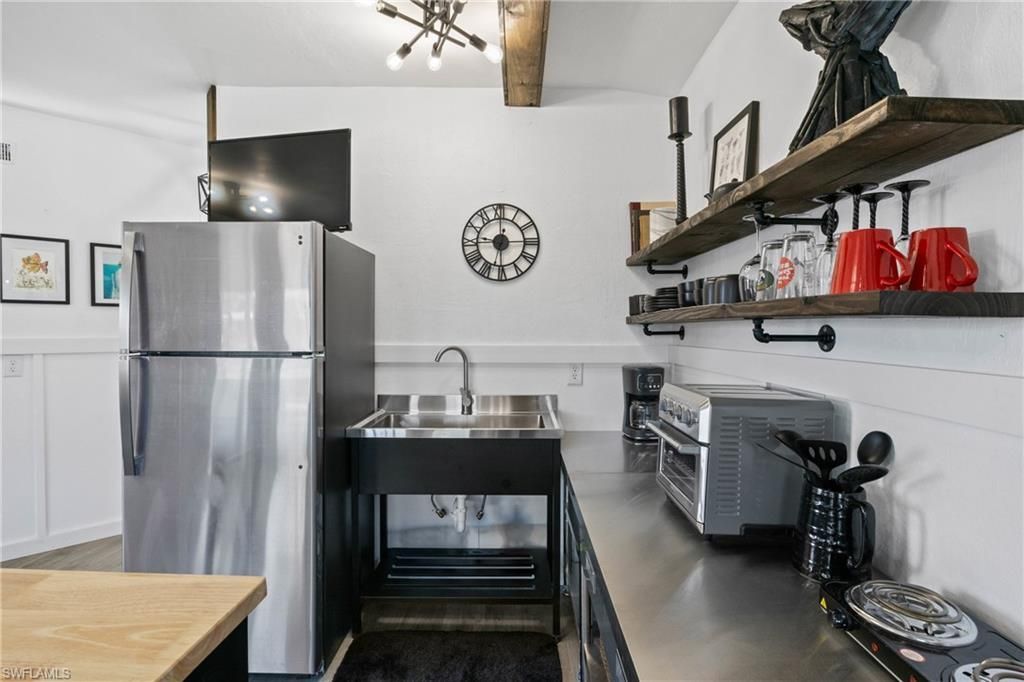 2629 Coco Plum Dr, Matlacha, FL 33993 Photo