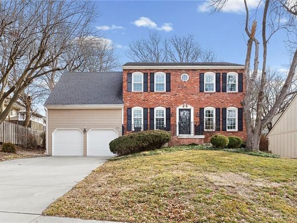 8041 Acuff Lane, Lenexa, KS 66215