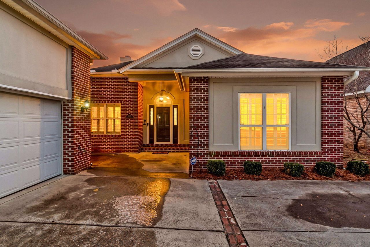 763 Hamlet Circle Photo 13