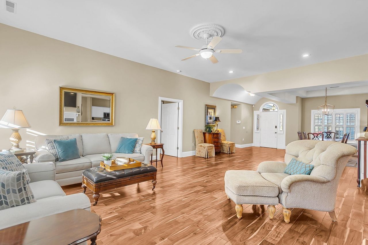 763 Hamlet Circle Photo 38