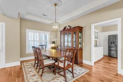 763 Hamlet Circle photo 4