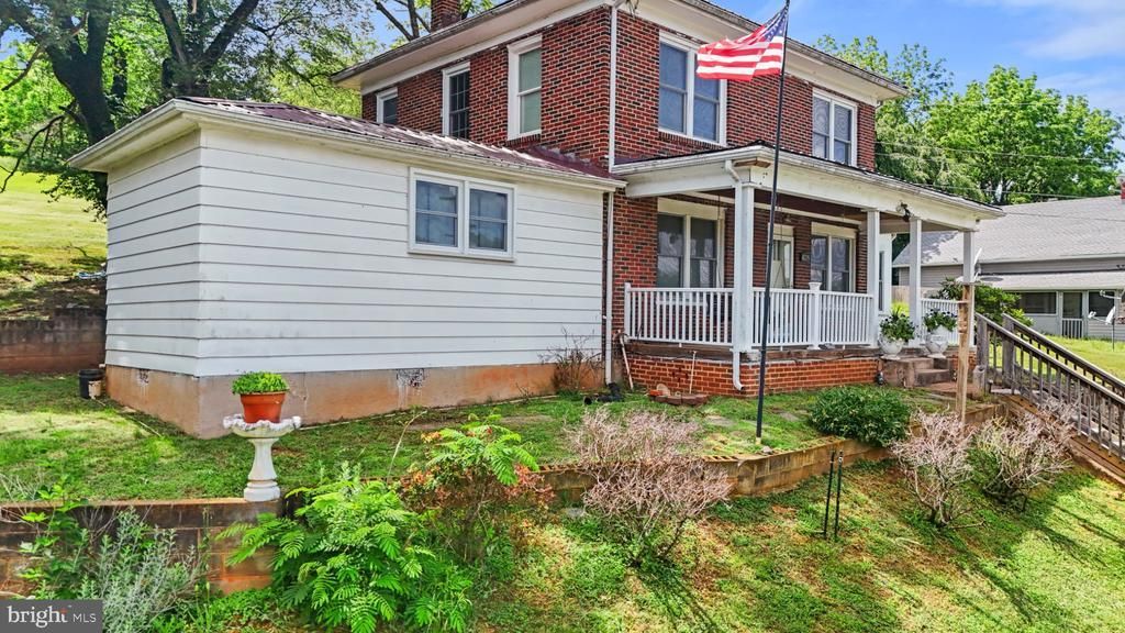 10662 LEE JACKSON HIGHWAY, BIG ISLAND, VA 24526