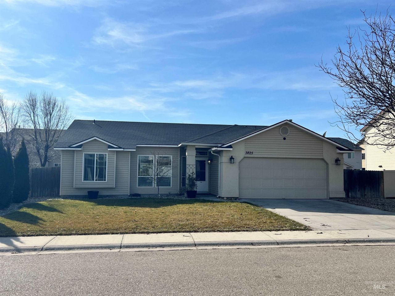 3825 E Clear Springs Dr, Nampa, ID 83686 Main Photo