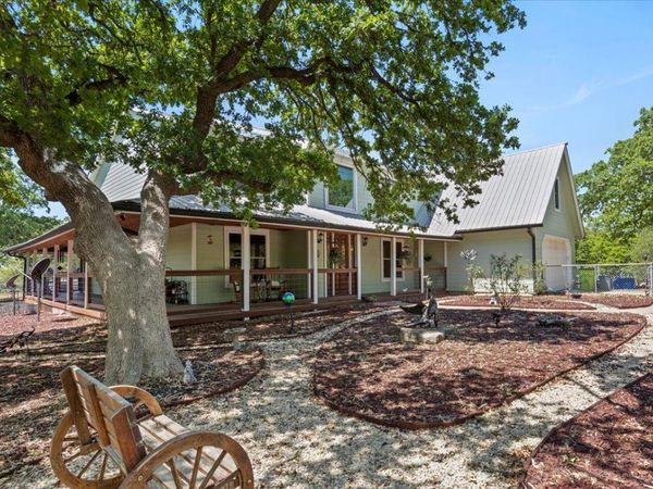 550 League Line RD, Smithville, TX 78957