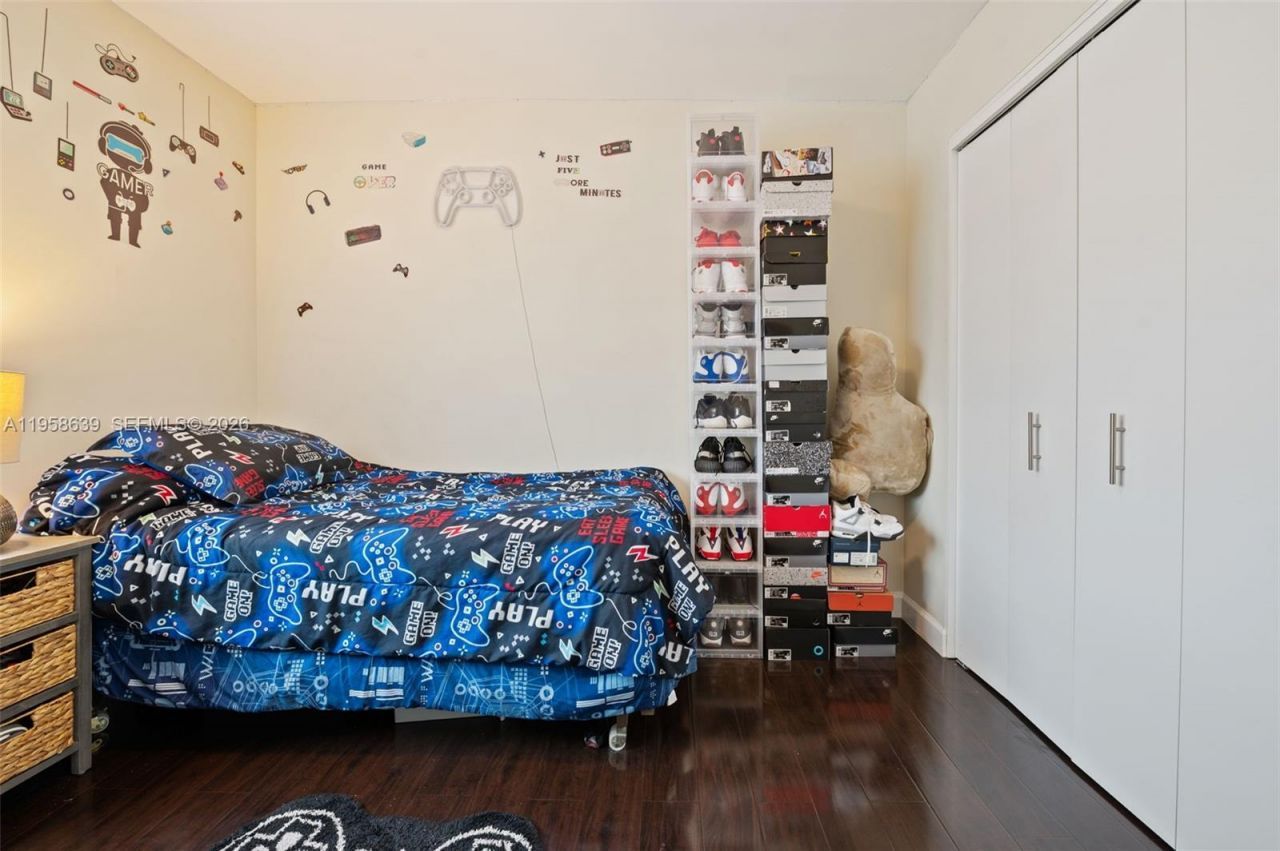 20877 NW 4th St, Pembroke Pines, FL 33029 Photo