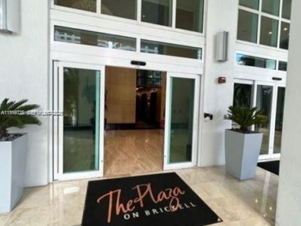 950 Brickell Bay Dr, Unit 4100, Miami, FL 33131