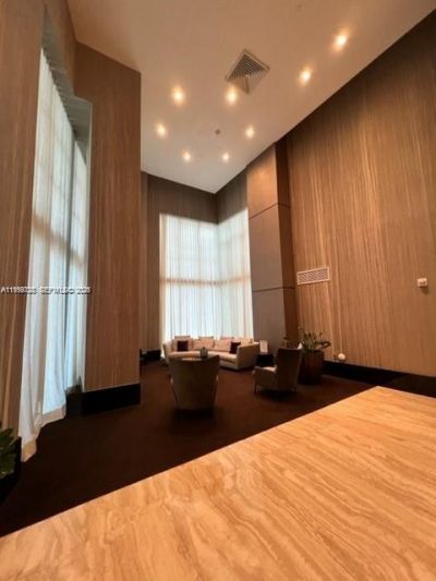 950 Brickell Bay Dr, Unit 4100, Miami, FL 33131 Photo