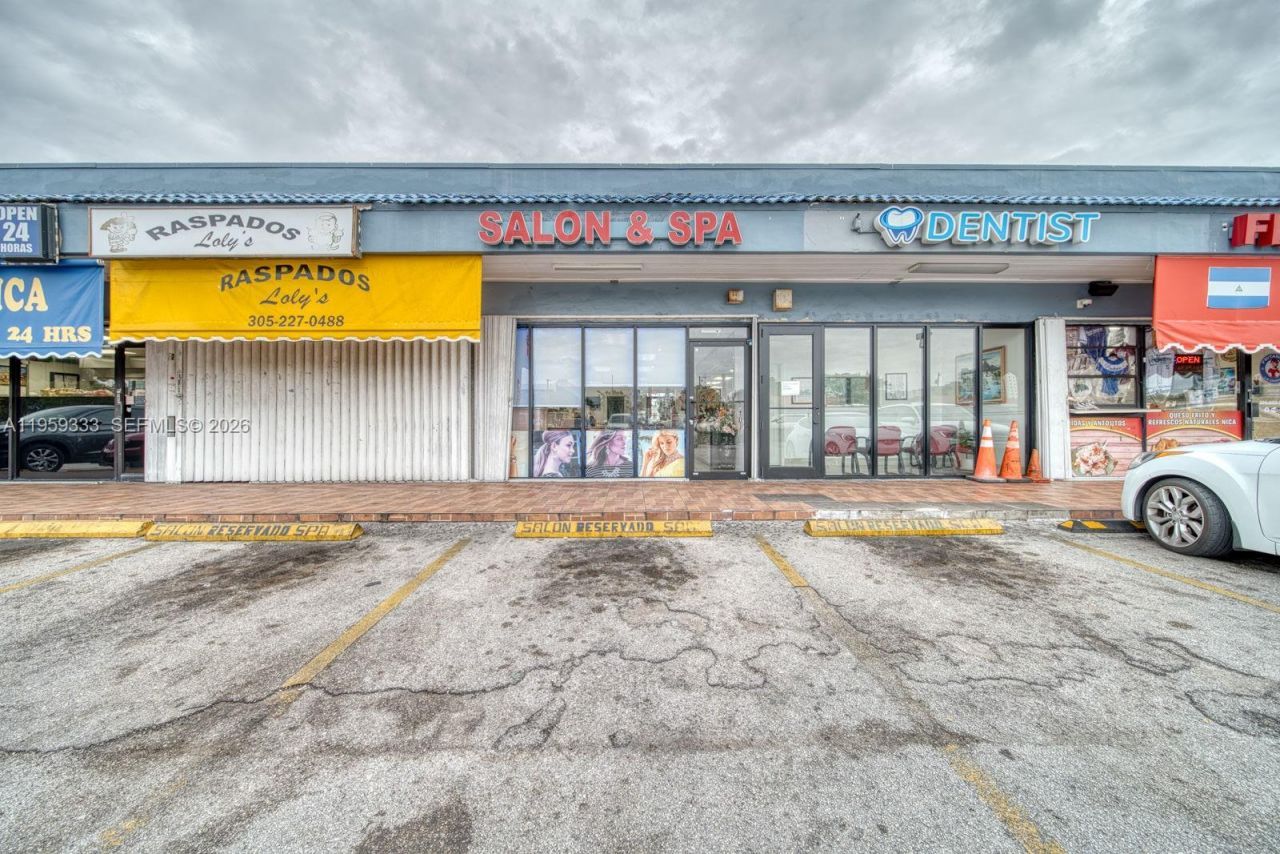 Full-service Beauty Salon For Sale In Sweetwater, Sweetwater, FL 33174 Photo