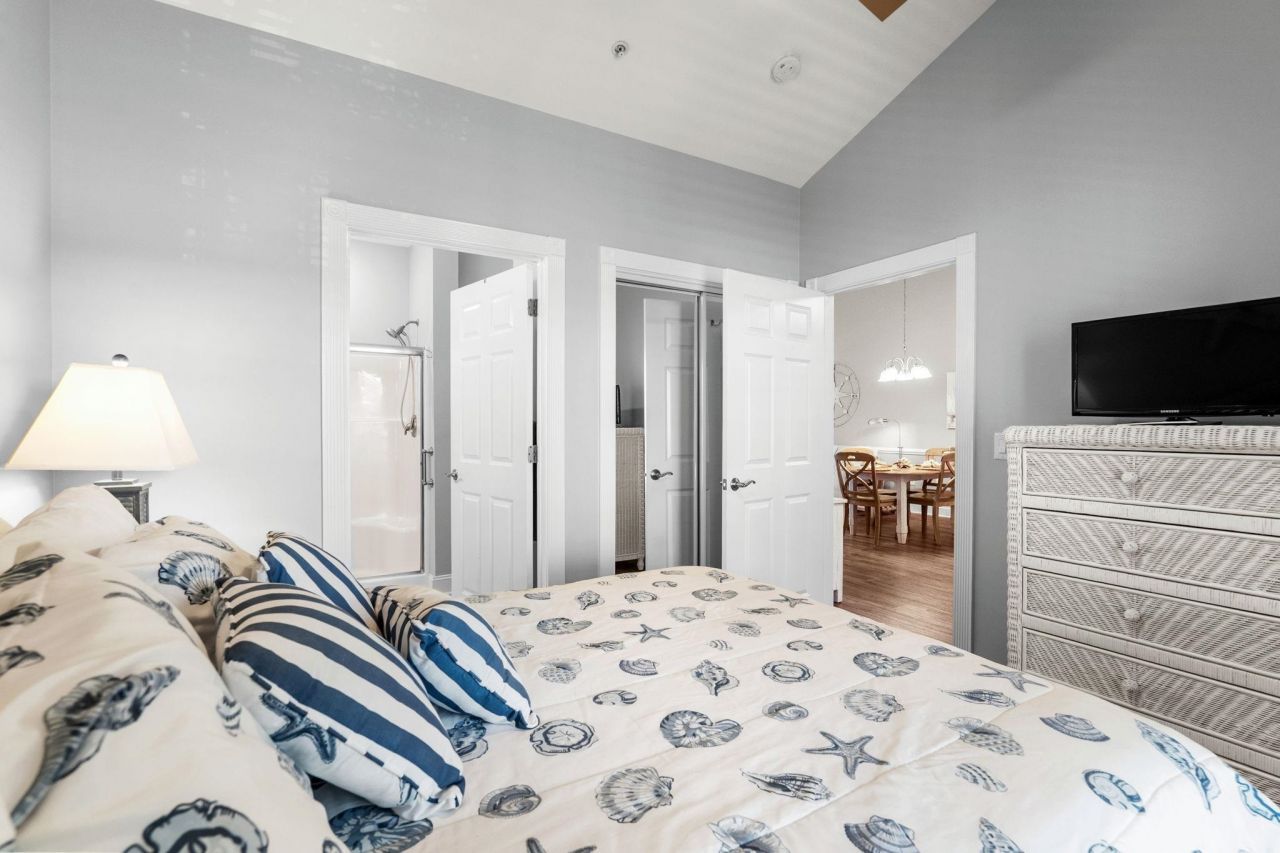 4885 Magnolia Pointe Ln. Photo 21