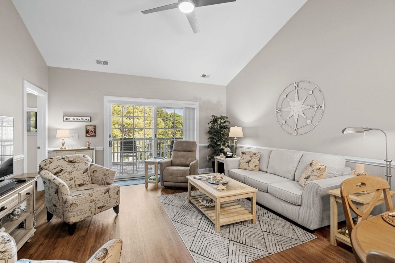 4885 Magnolia Pointe Ln. Photo 7