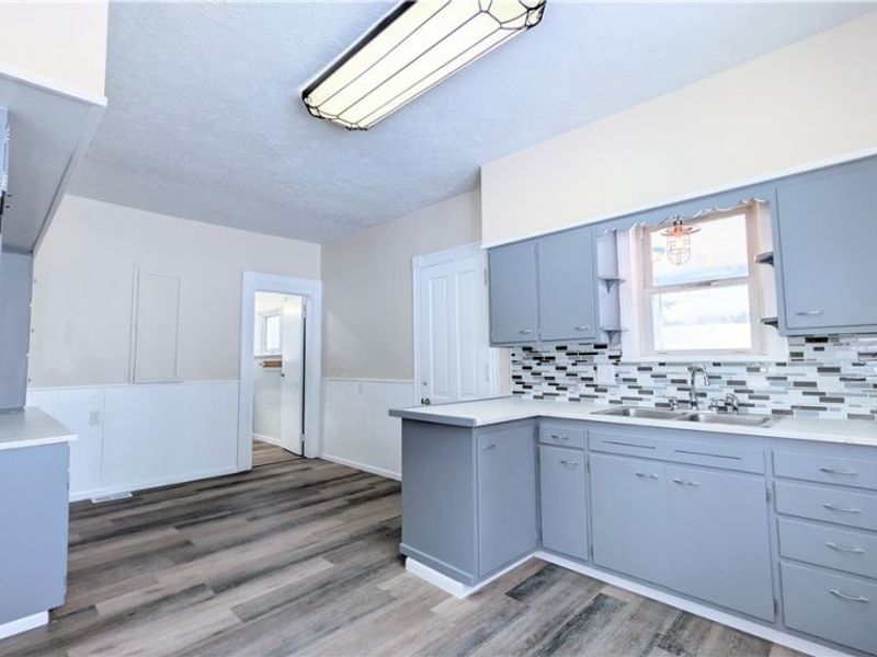 4775 School Street, Conneaut, OH 44030 Photo 6