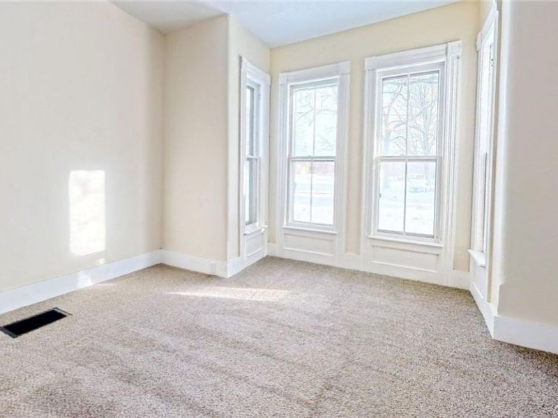 4775 School Street, Conneaut, OH 44030 Photo 9