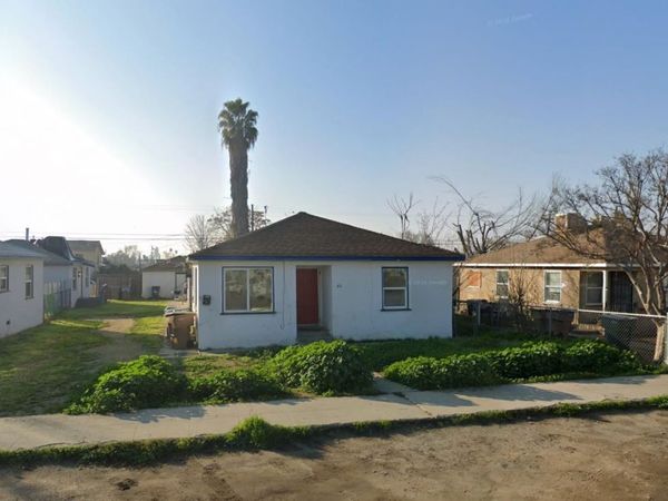 411 Lincoln Avenue, Bakersfield, CA 93308