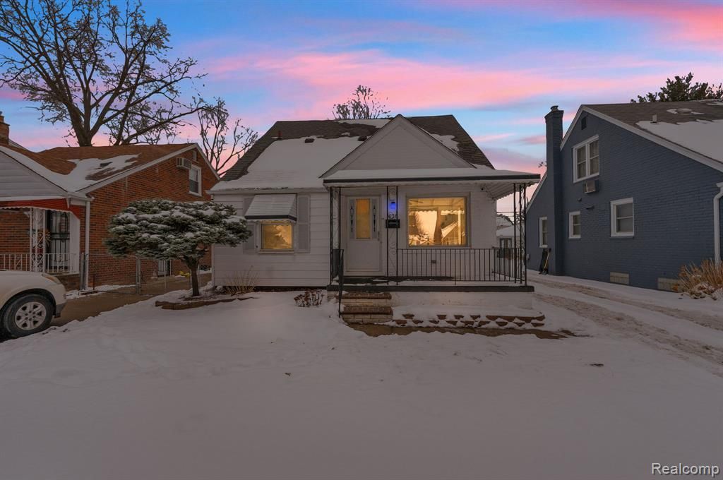 630 N Denwood Street, Dearborn, MI 48128 Main Photo