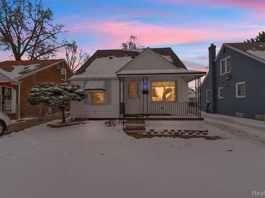 630 N Denwood Street, Dearborn, MI 48128