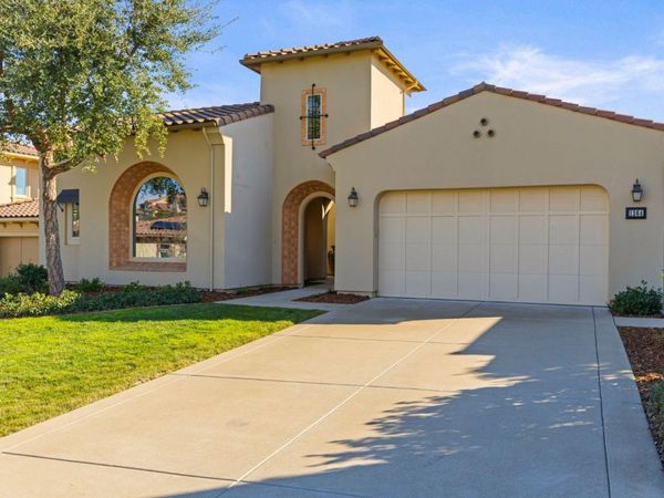 1264 Van Gogh Dr, El Dorado Hills, CA 95762