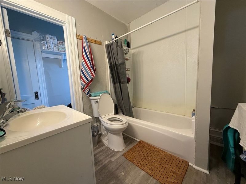 4217 Hyde Avenue, Cleveland, OH 44109 Photo 16