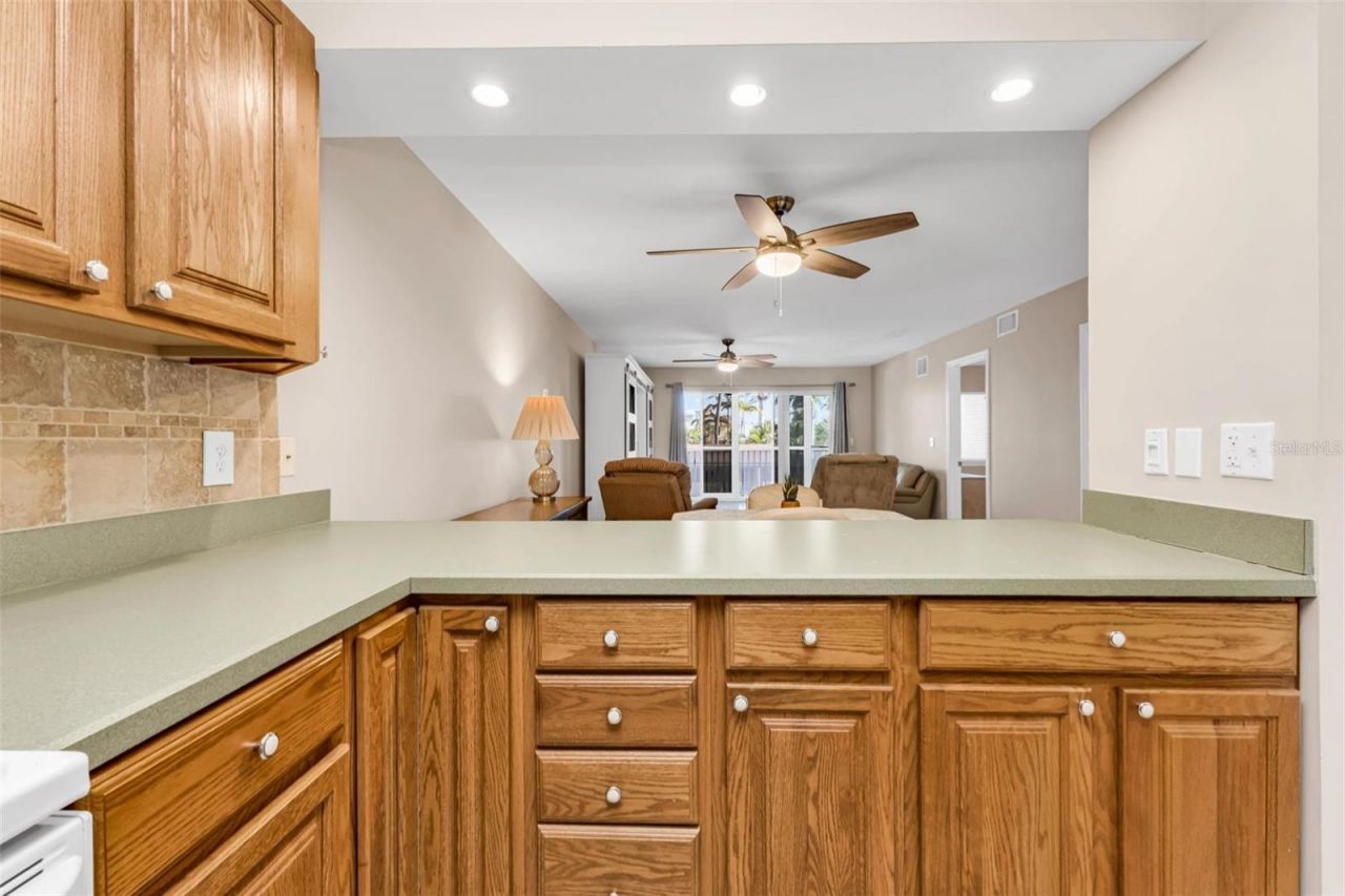 150 Harborside Avenue, Unit 209, Punta Gorda, FL 33950 Photo