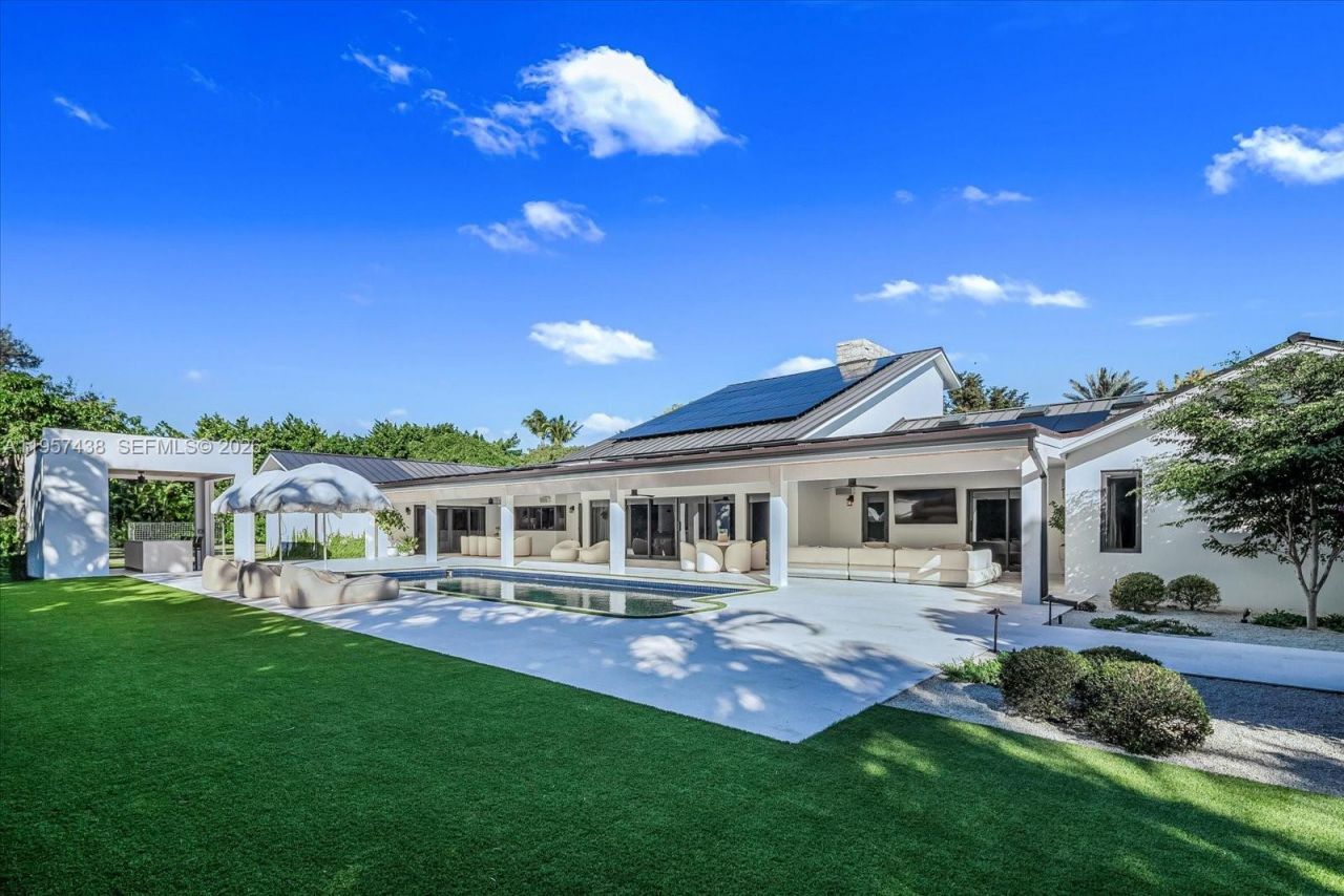 5902 SW 105th St, Pinecrest, FL 33156 Photo