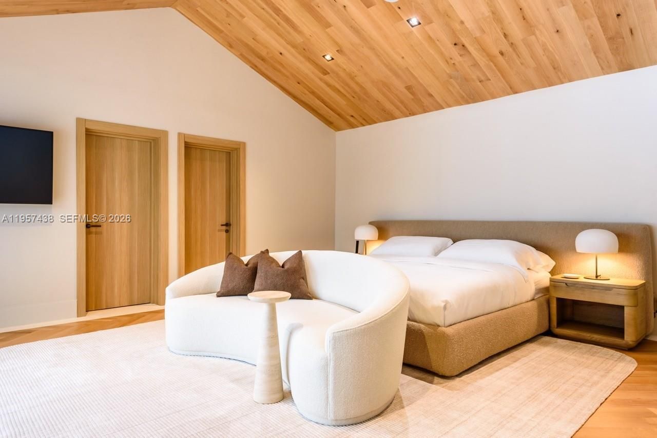 5902 SW 105th St, Pinecrest, FL 33156 Photo