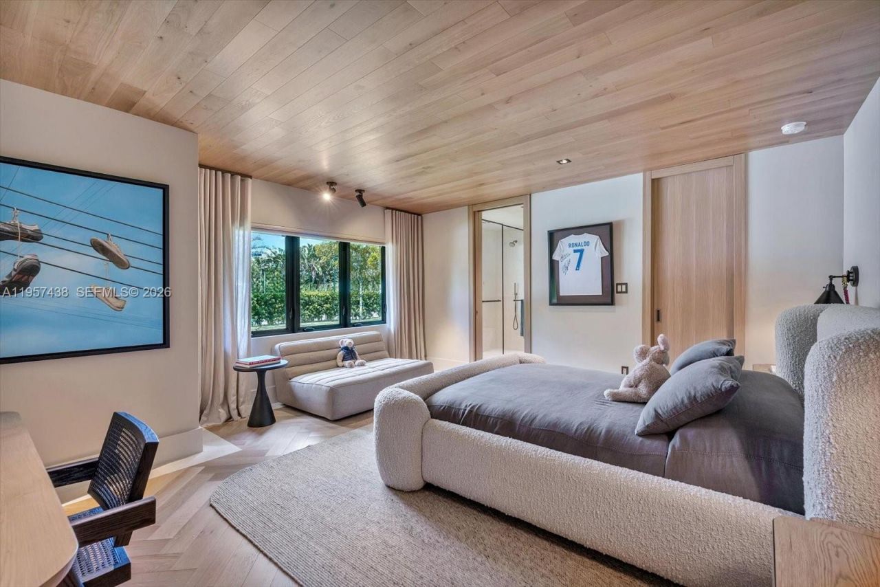 5902 SW 105th St, Pinecrest, FL 33156 Photo