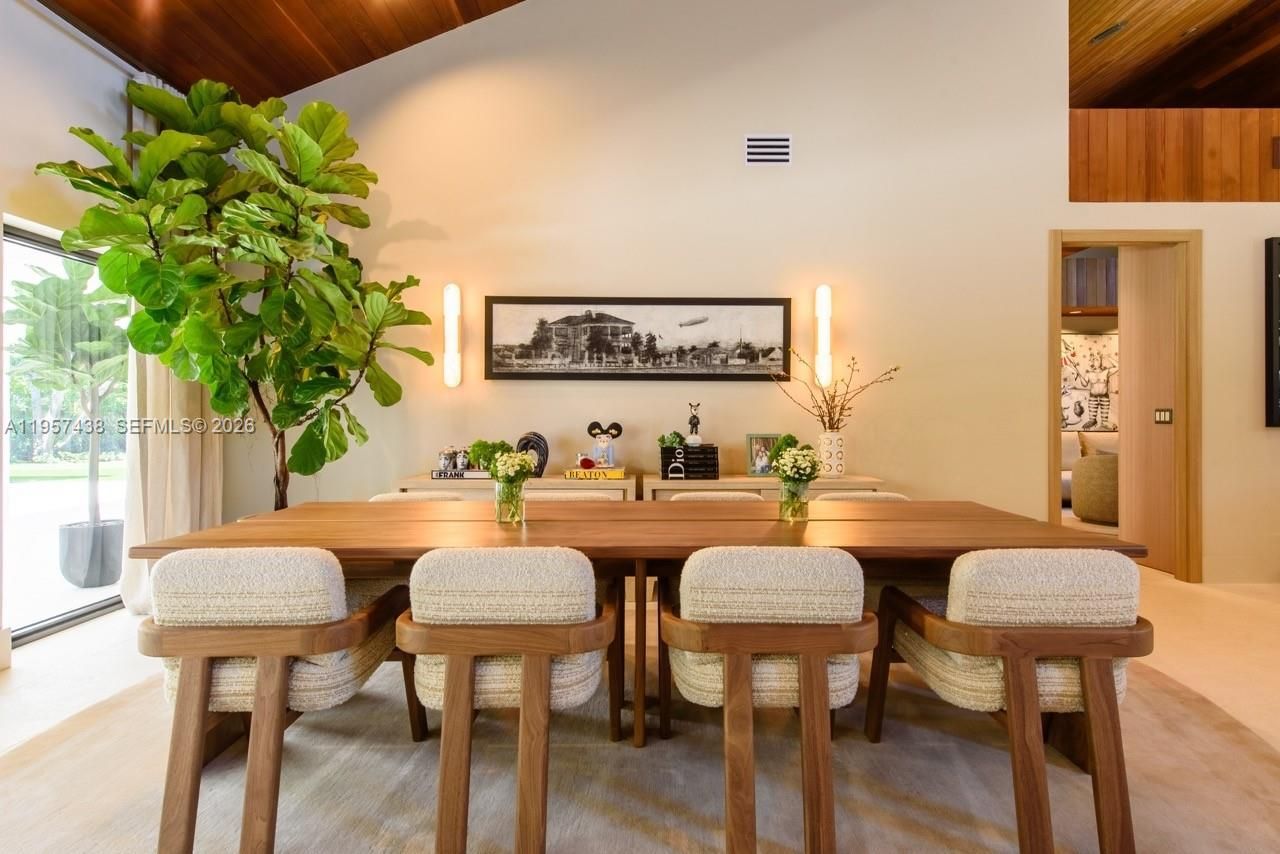 5902 SW 105th St, Pinecrest, FL 33156 Photo