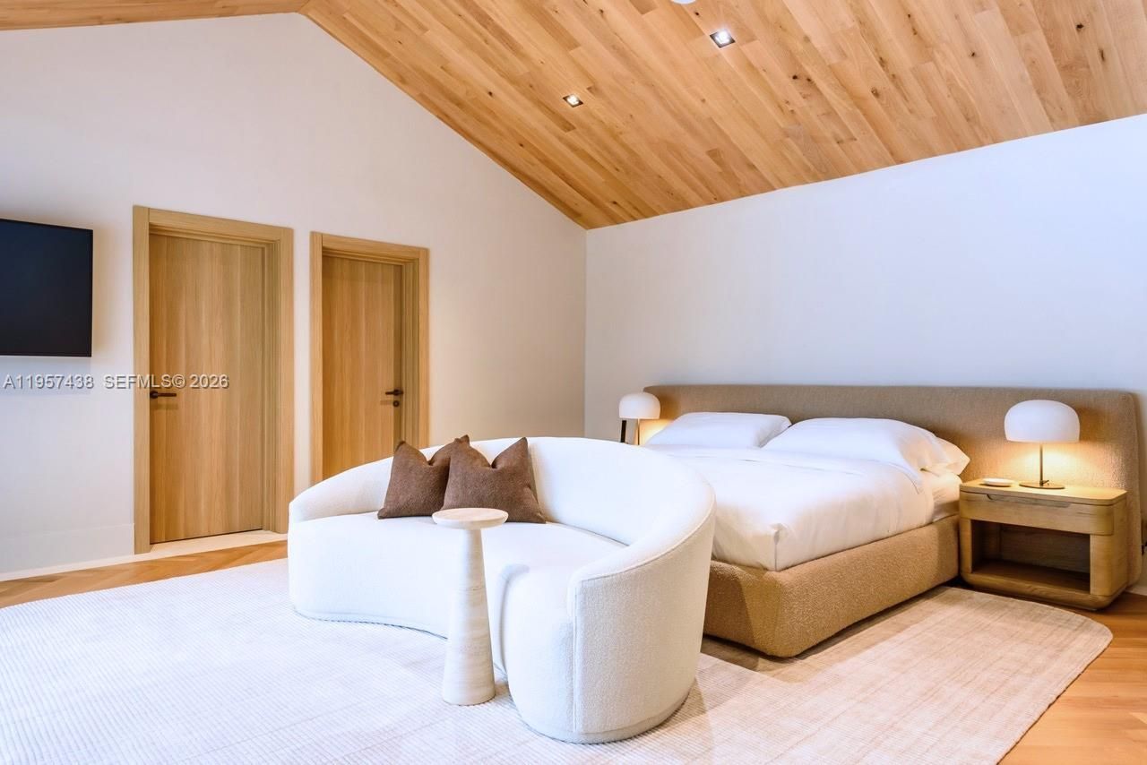 5902 SW 105th St, Pinecrest, FL 33156 Photo