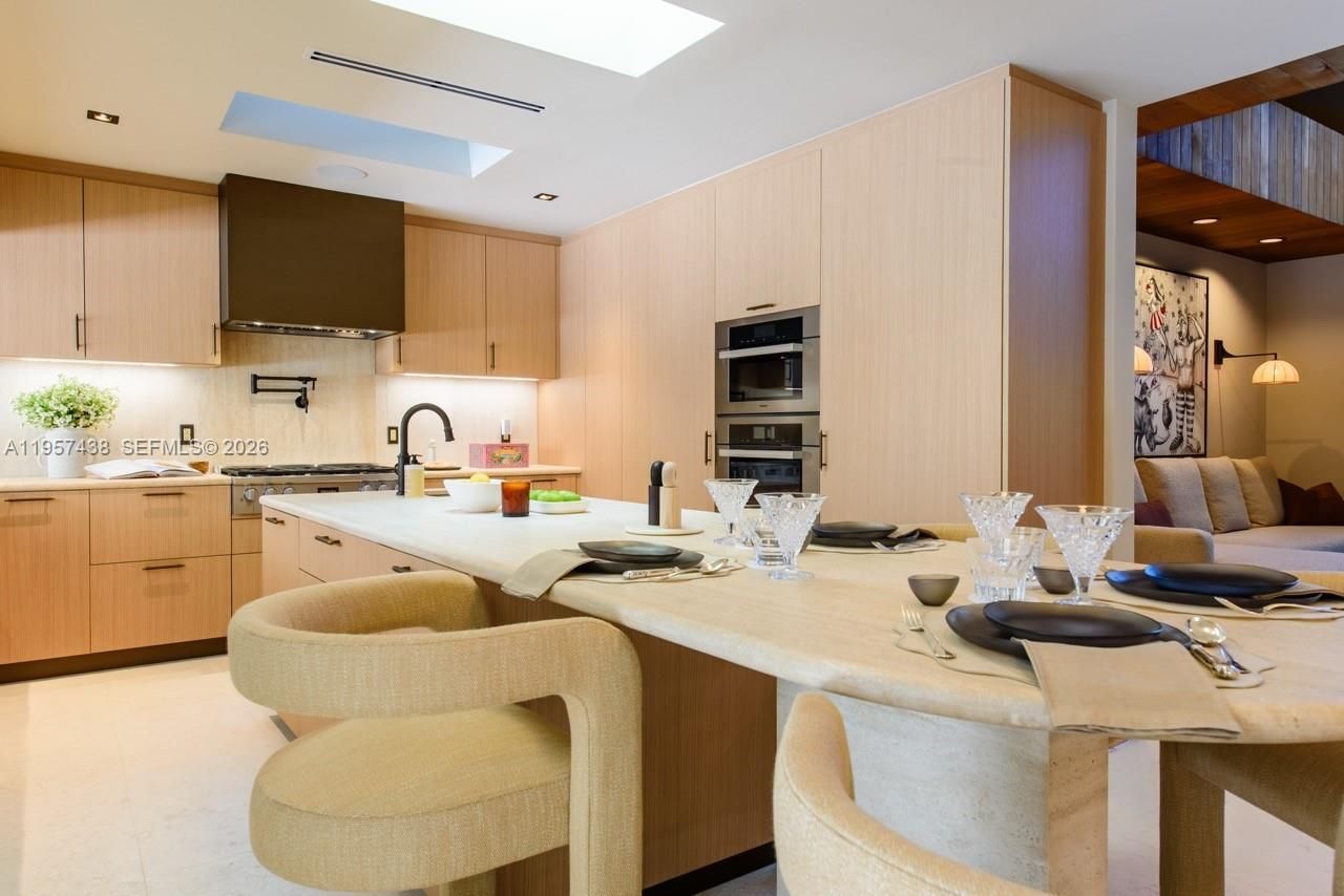 5902 SW 105th St, Pinecrest, FL 33156 Photo