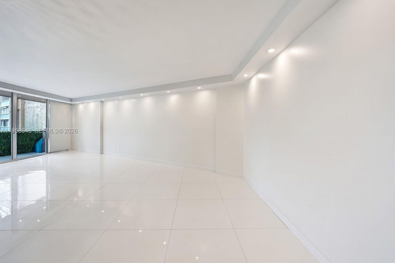 6911 Environ Blvd, Unit 1K, Lauderhill, FL 33319 Photo