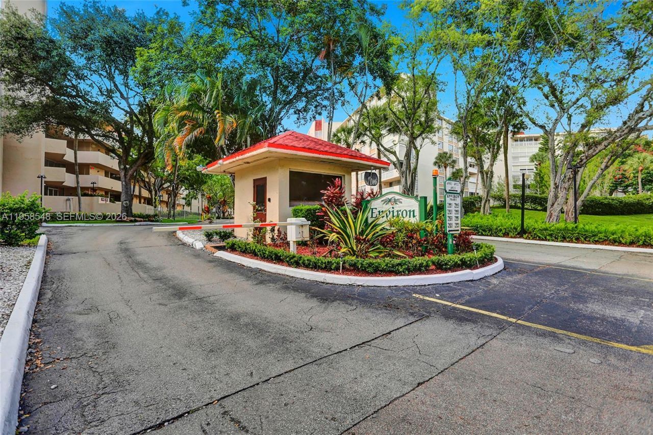 6911 Environ Blvd, Unit 1K, Lauderhill, FL 33319 Photo