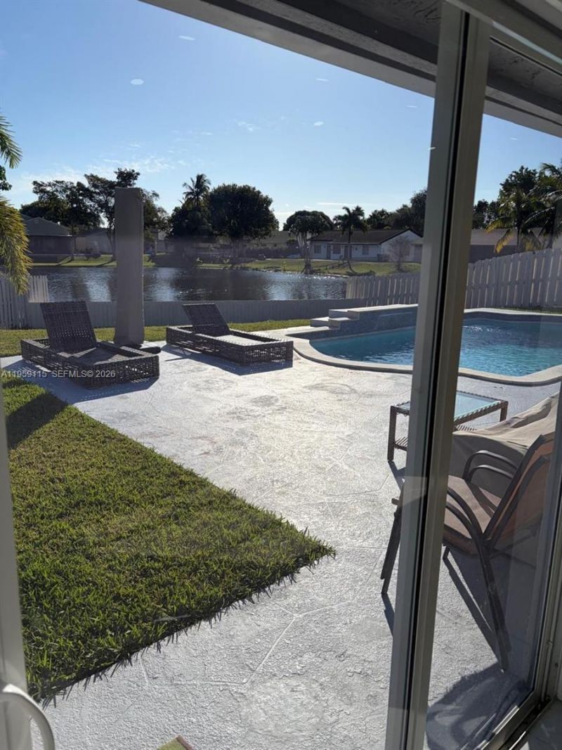 920 Monticello Ave, Unit 920, Davie, FL 33325 Photo