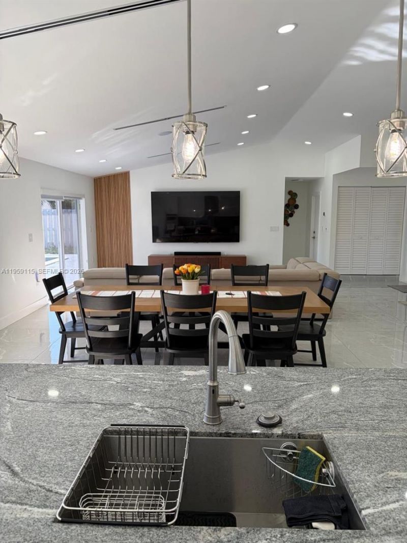 920 Monticello Ave, Unit 920, Davie, FL 33325 Photo