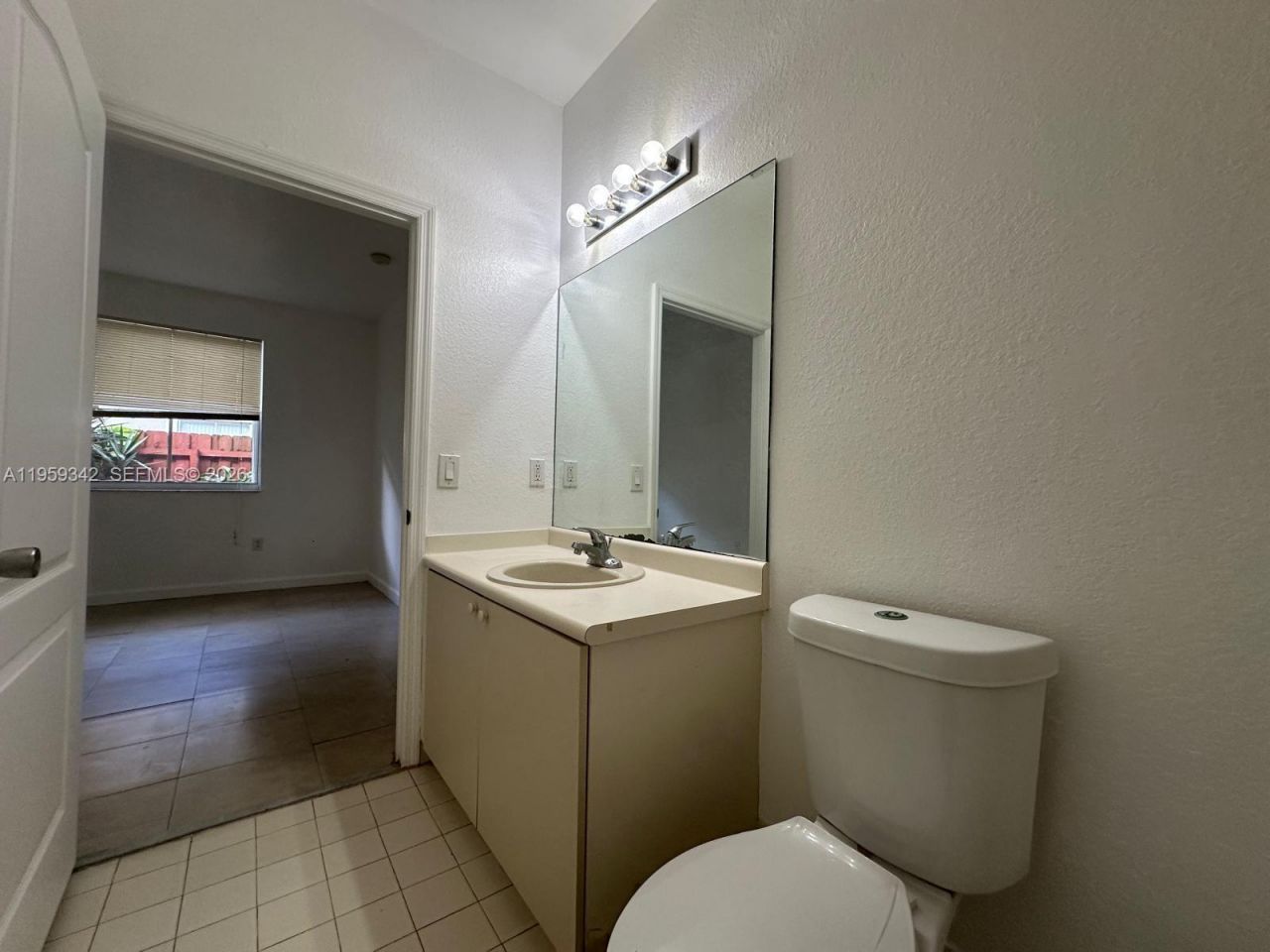 1661 SE 29th Ct, Unit 104, Homestead, FL 33035 Photo