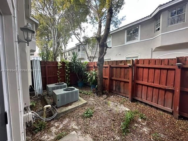 1661 SE 29th Ct, Unit 104, Homestead, FL 33035 Photo