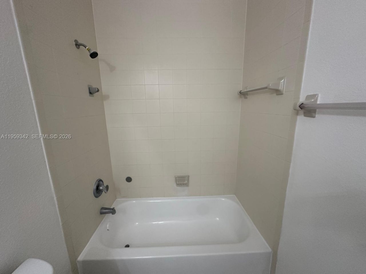 1661 SE 29th Ct, Unit 104, Homestead, FL 33035 Photo